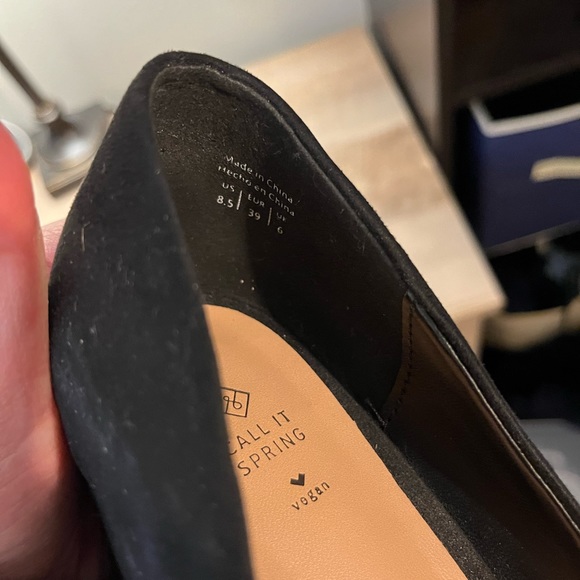 Black suede pumps 8.5 - Picture 3 of 4